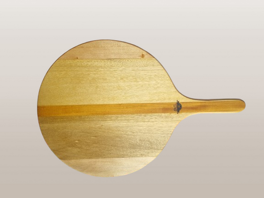 Kauri Bistro Style pizza board with handle