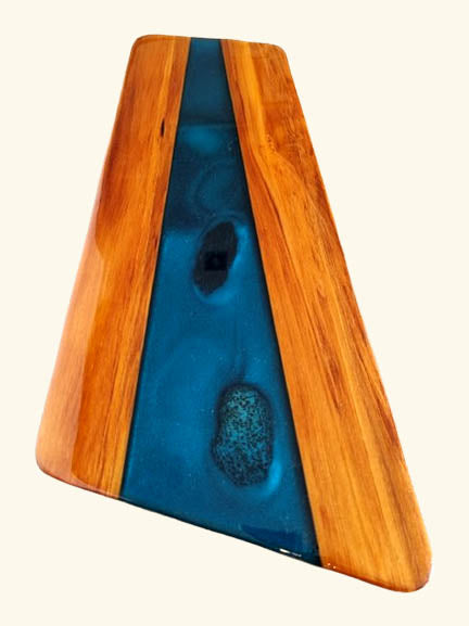 SOLD - Rimu & Resin serving board